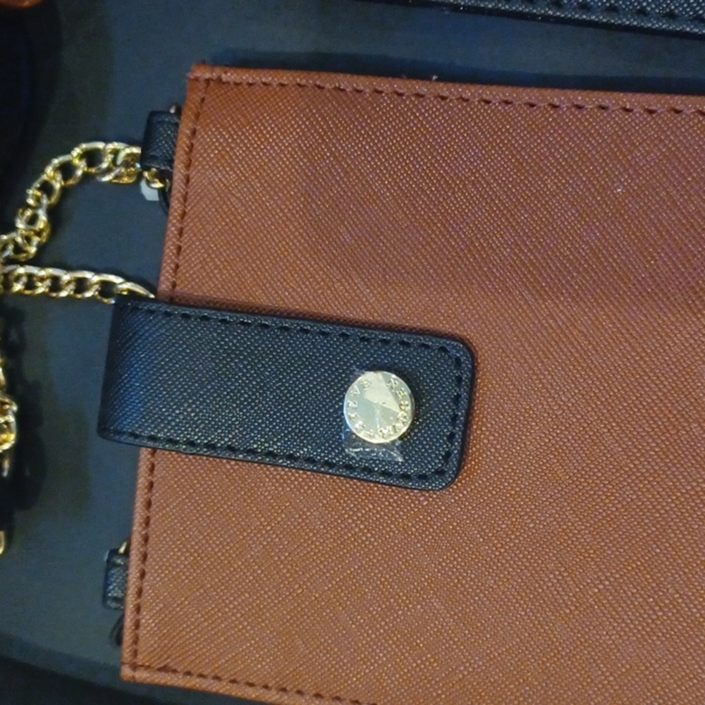 New Steve Madden Set of 2 Crossbody Bags - Picture 4 of 8